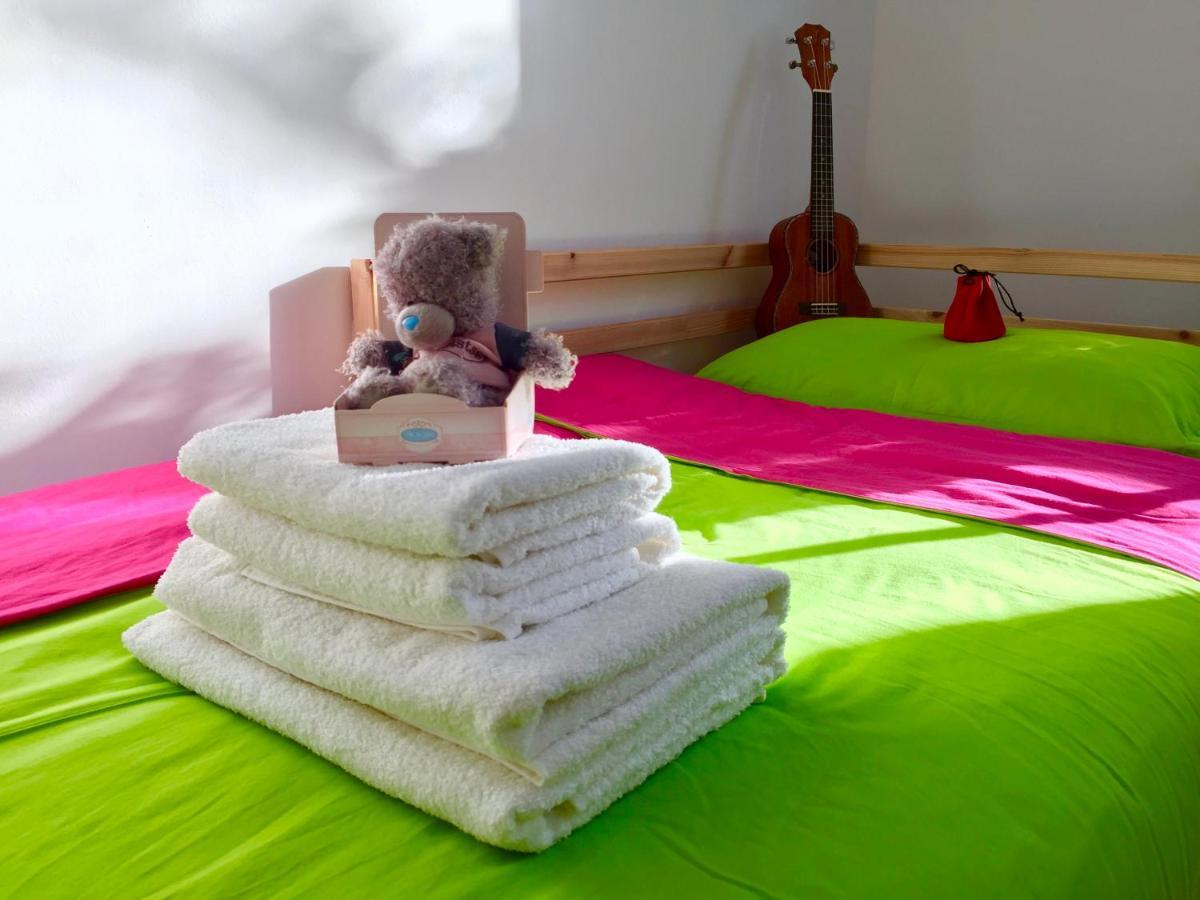 Cozy Danube Room - 15 Mins To Downtown Відень Екстер'єр фото